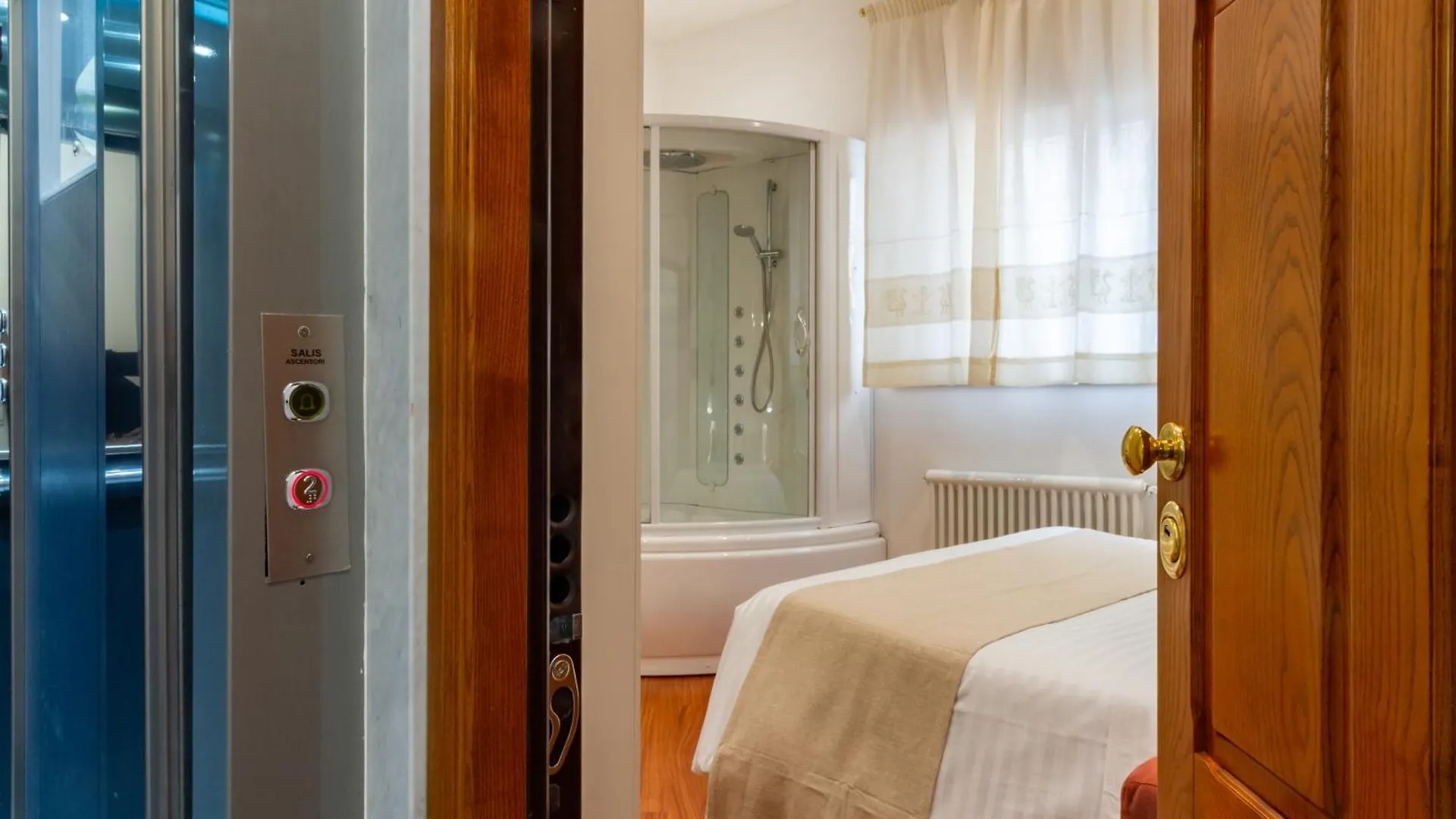 Sardegna Host Camera Venere Cagliari Apartment